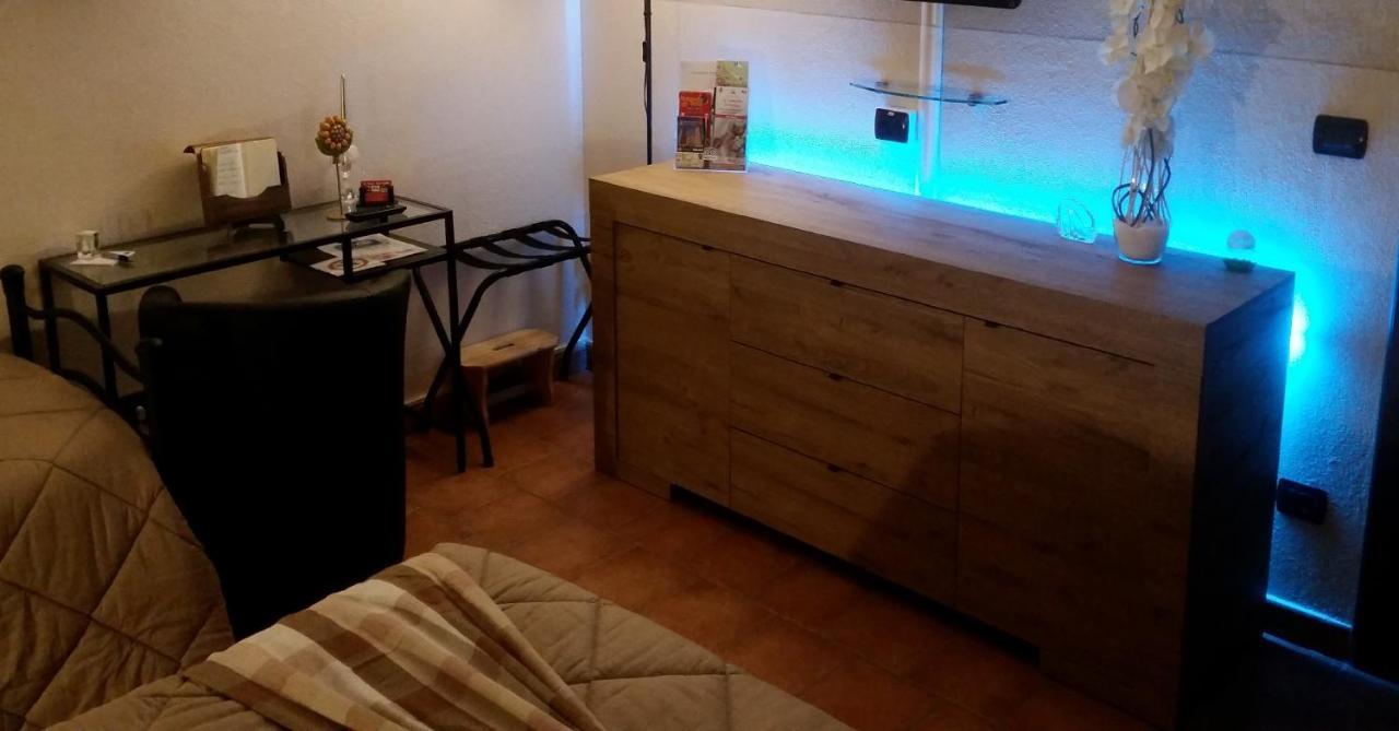 Villa Laura B&B Fossano Zewnętrze zdjęcie